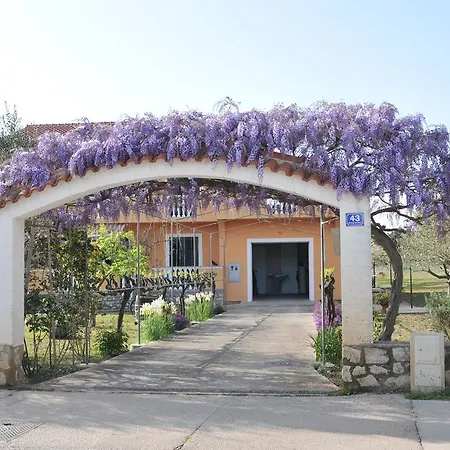 A&l Apartamento Sukošan